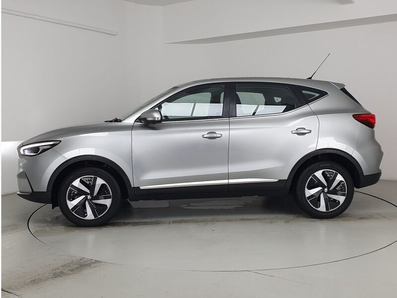 More views of MG ZS