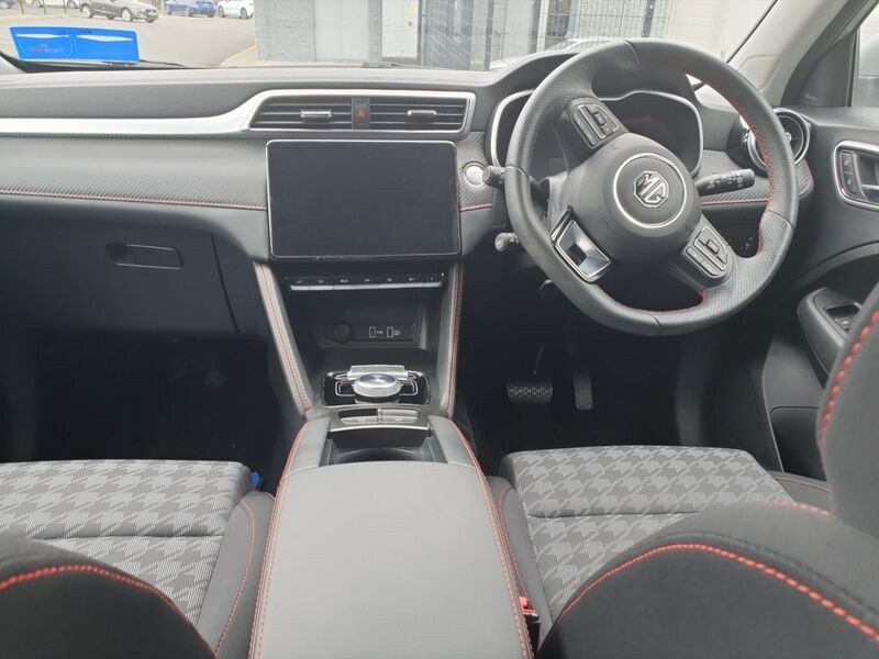 More views of MG ZS