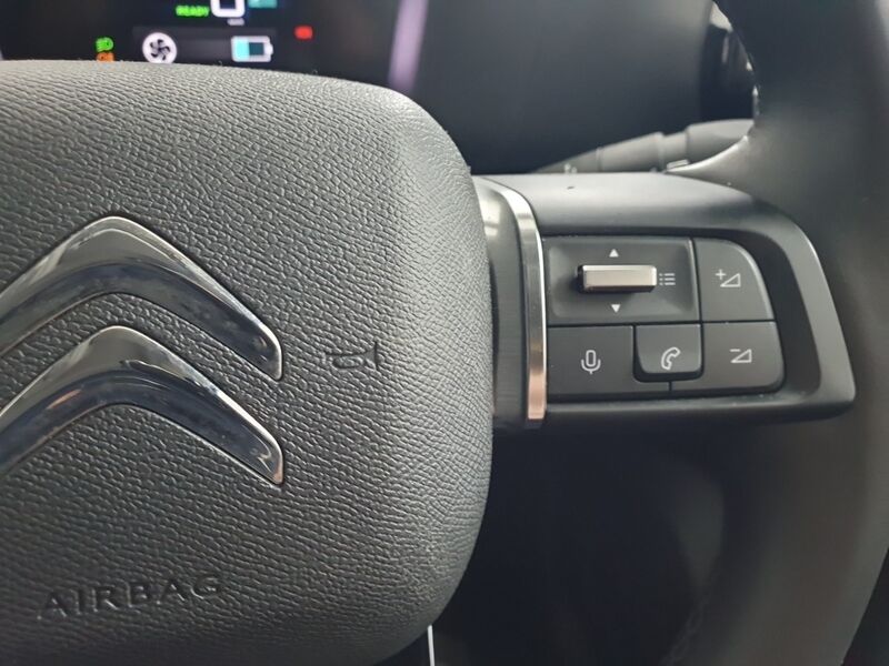 More views of Citroen e-C4