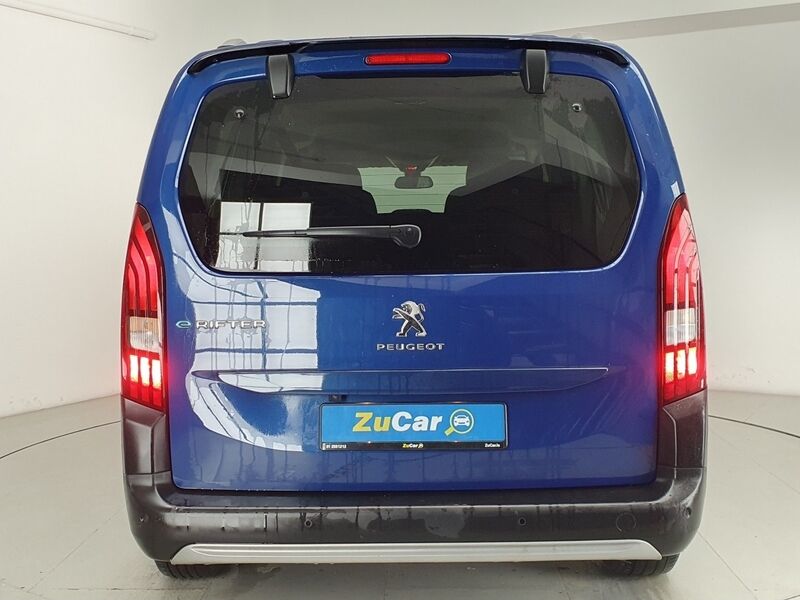 More views of Peugeot Rifter