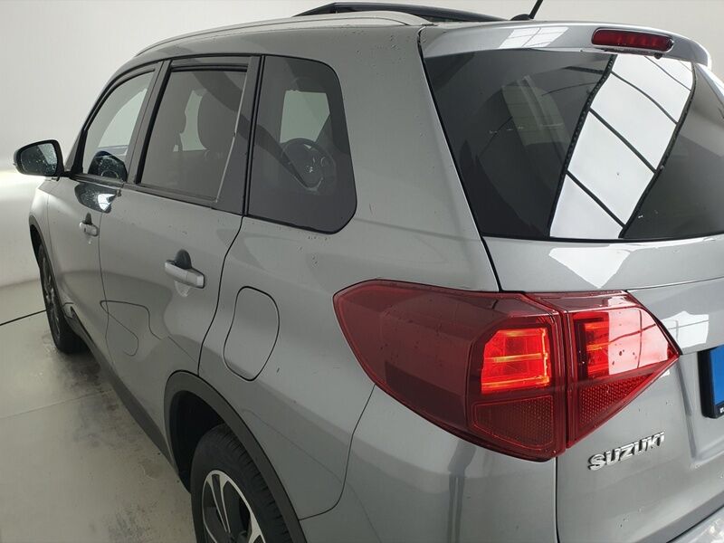 More views of Suzuki Vitara