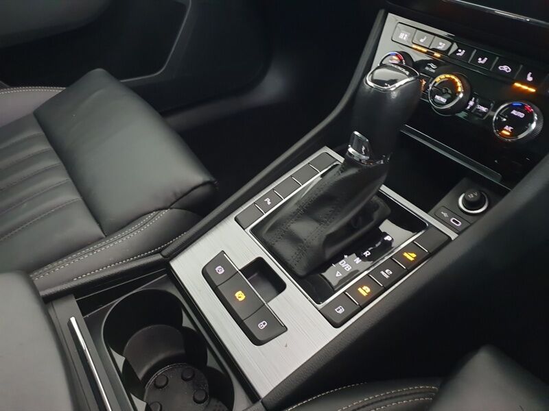 More views of Skoda Superb