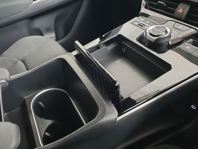 More views of Subaru Solterra