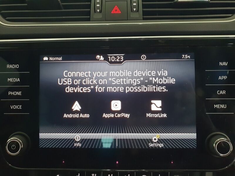 More views of Skoda Superb