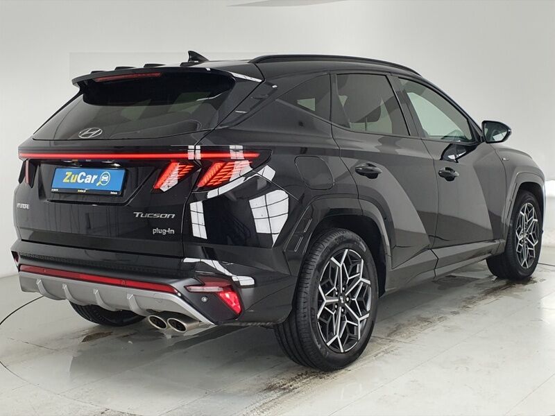 More views of Hyundai Tucson