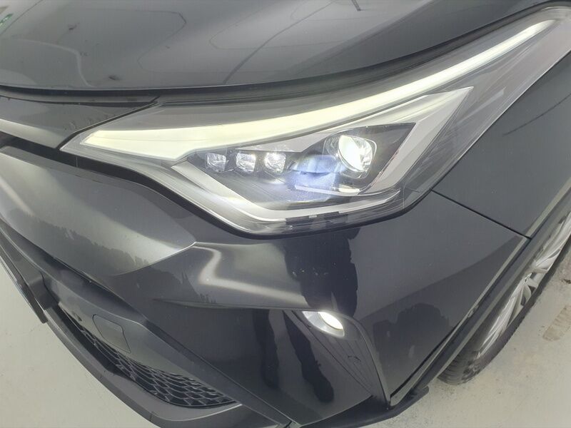 More views of Toyota C-HR