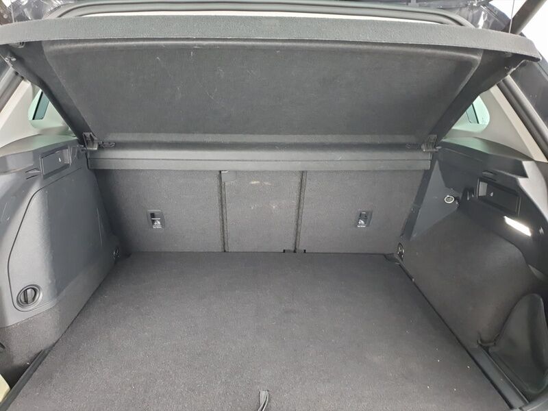 More views of Volkswagen Tiguan