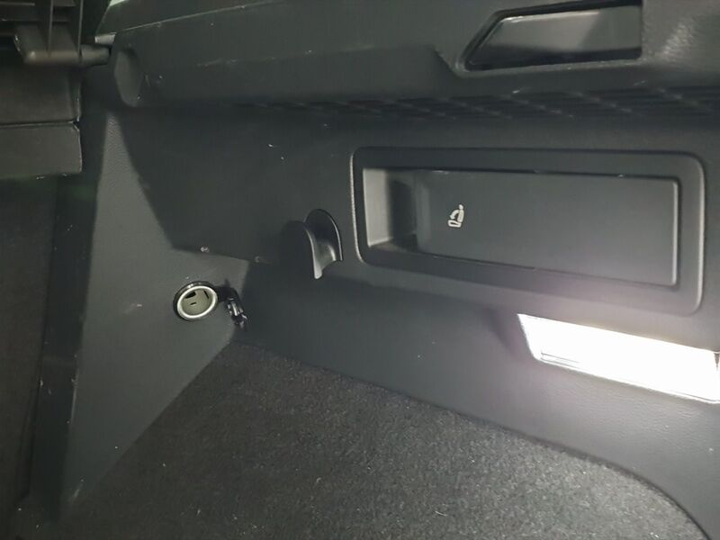 More views of Volkswagen Tiguan