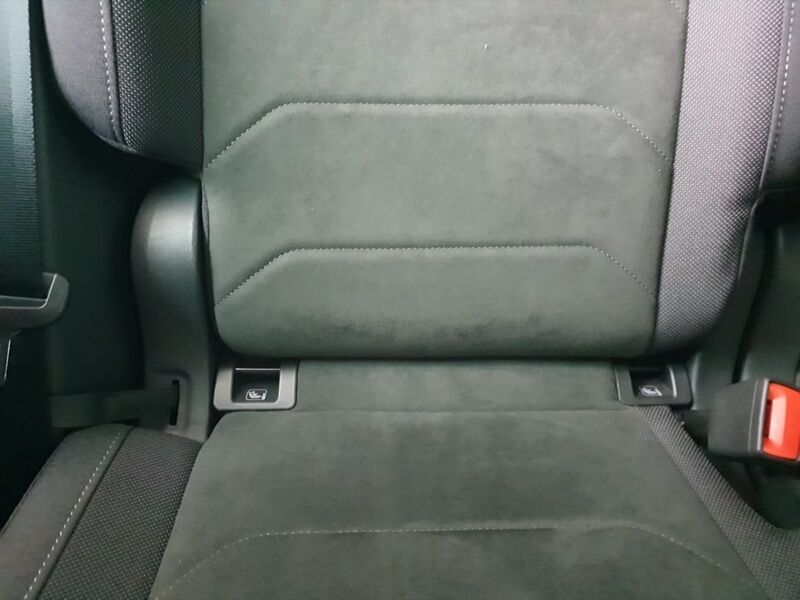 More views of Volkswagen Tiguan