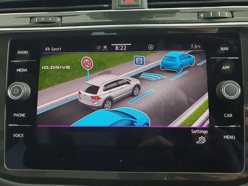 More views of Volkswagen Tiguan