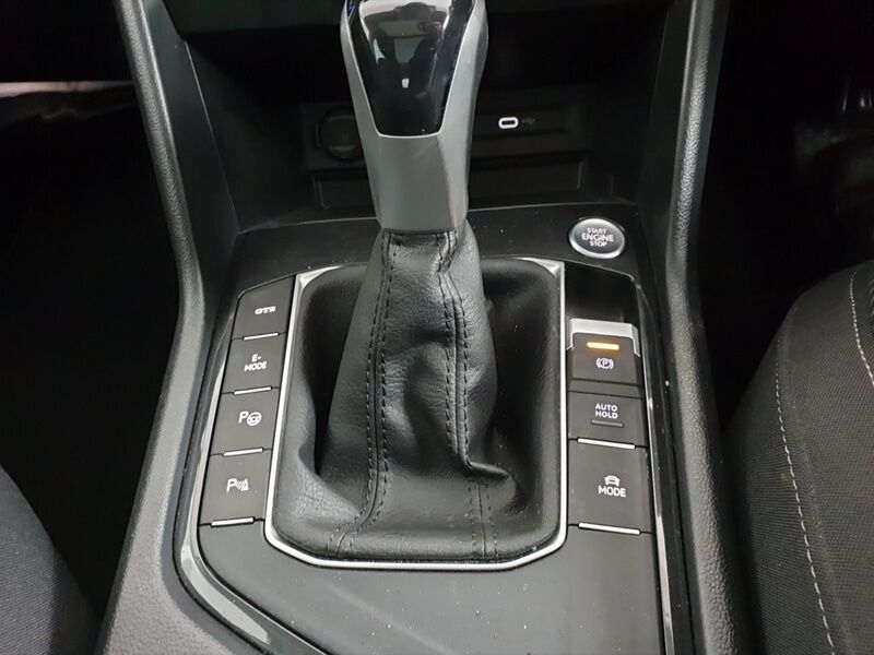 More views of Volkswagen Tiguan