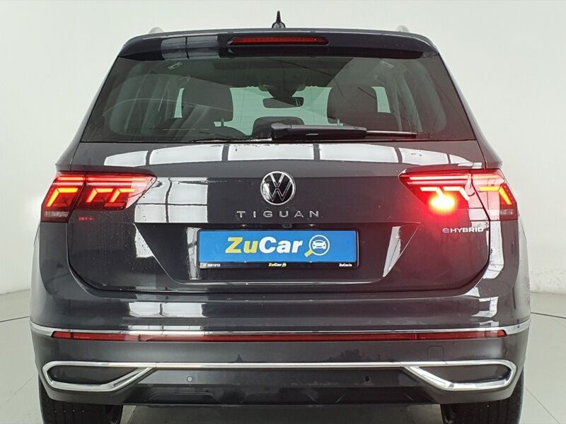 More views of Volkswagen Tiguan