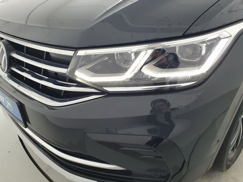 More views of Volkswagen Tiguan