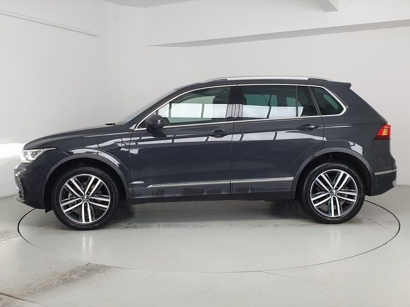 More views of Volkswagen Tiguan