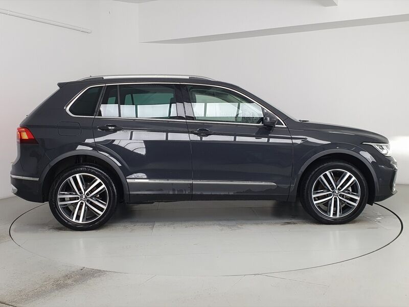 More views of Volkswagen Tiguan