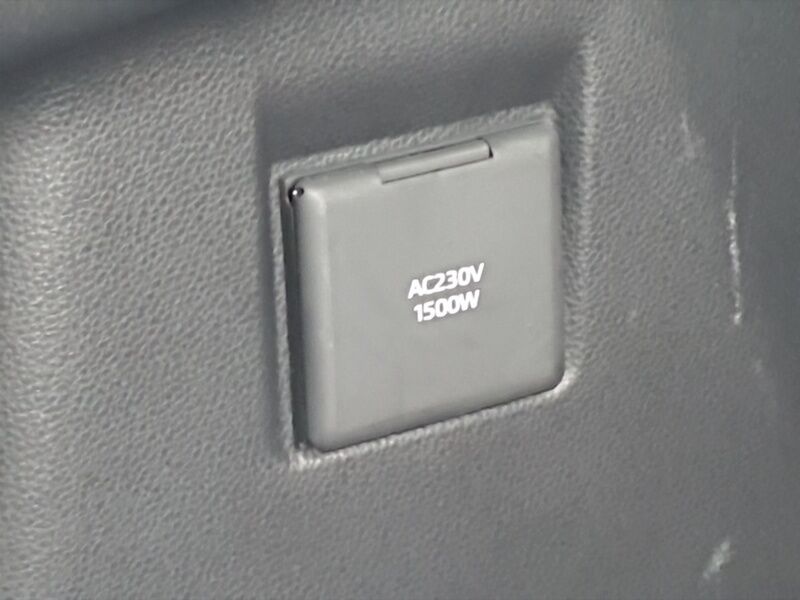 More views of Toyota C-HR