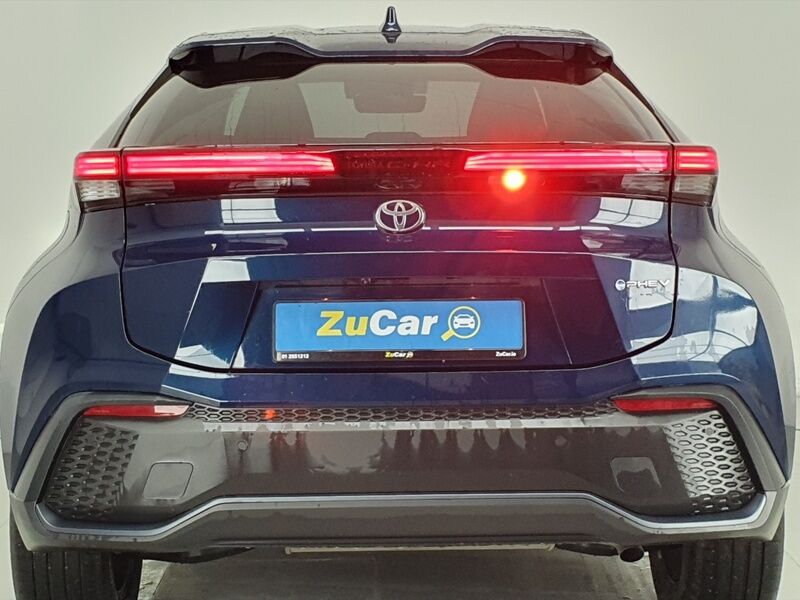 More views of Toyota C-HR