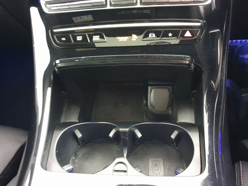 More views of Mercedes-Benz EQC