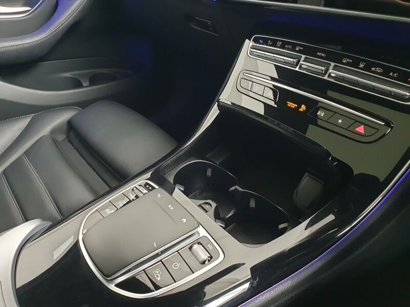 More views of Mercedes-Benz EQC