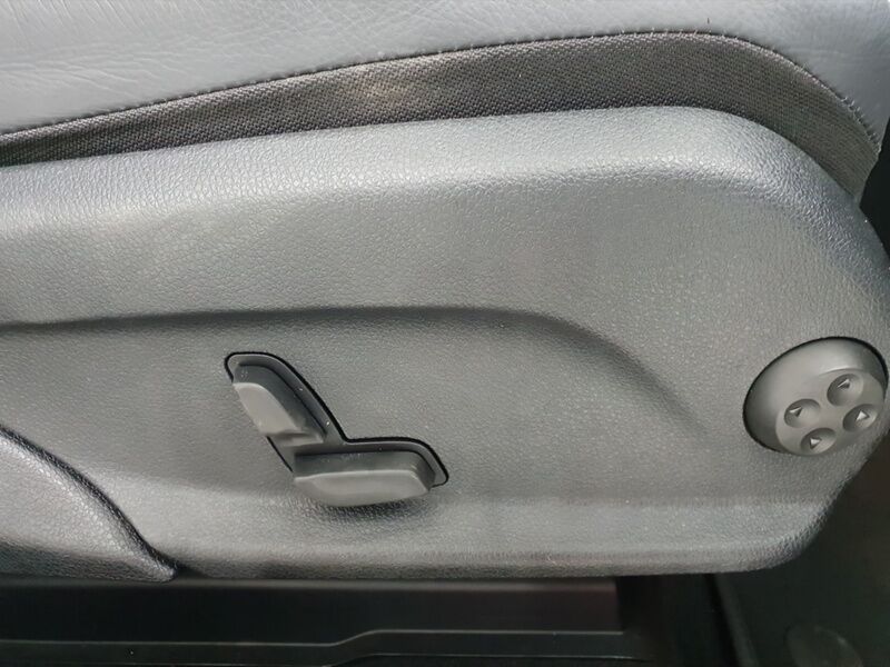 More views of Mercedes-Benz EQC