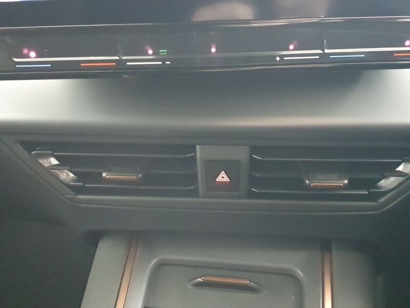 More views of Cupra Born