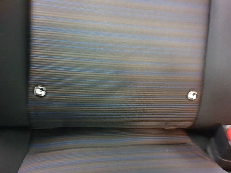 More views of Nissan Leaf