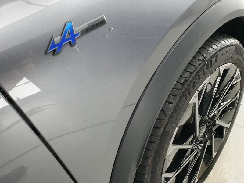 More views of Renault Scenic