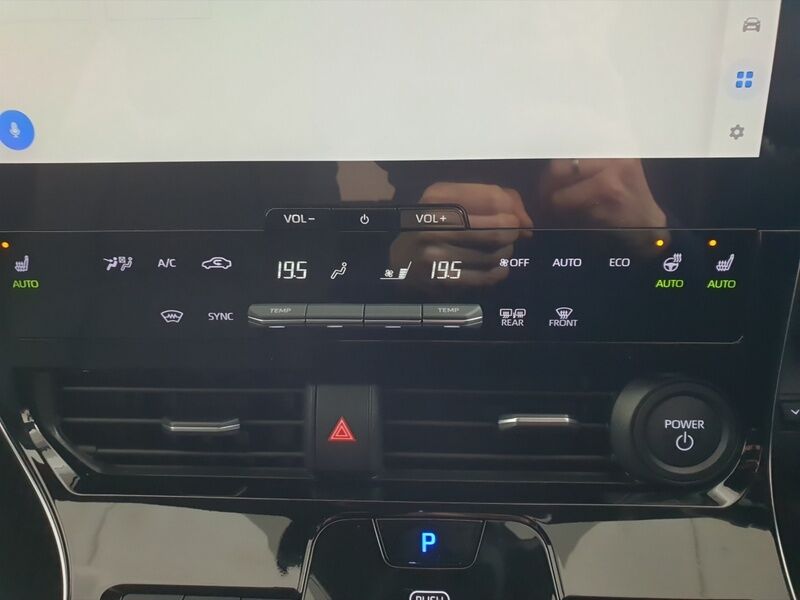 More views of Subaru Solterra