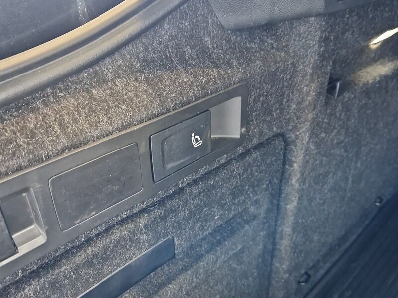 More views of Skoda Superb