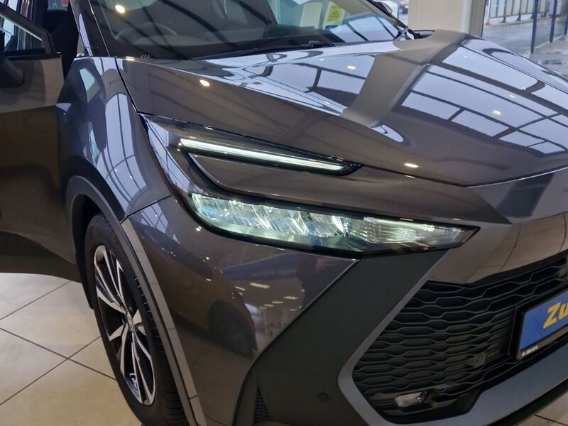 More views of Toyota C-HR
