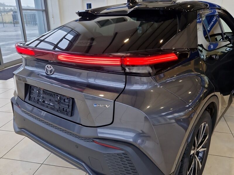 More views of Toyota C-HR