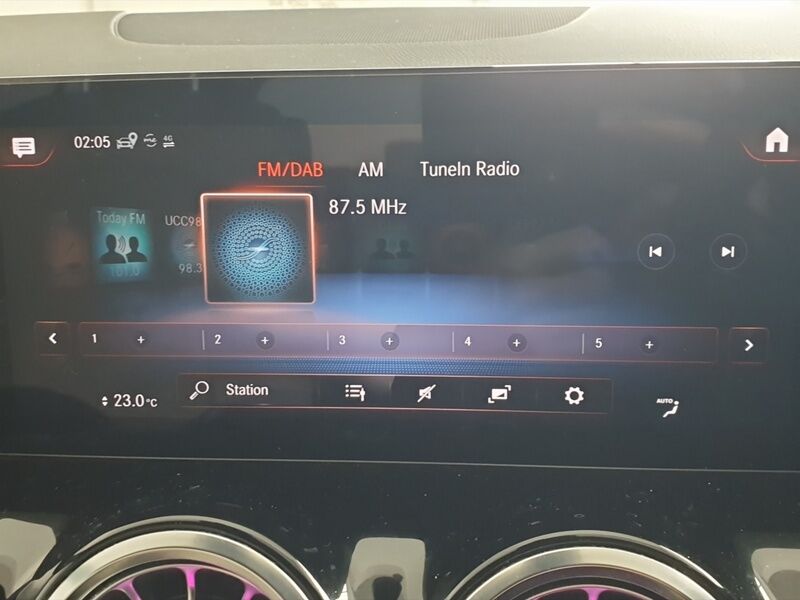 More views of Mercedes-Benz GLA