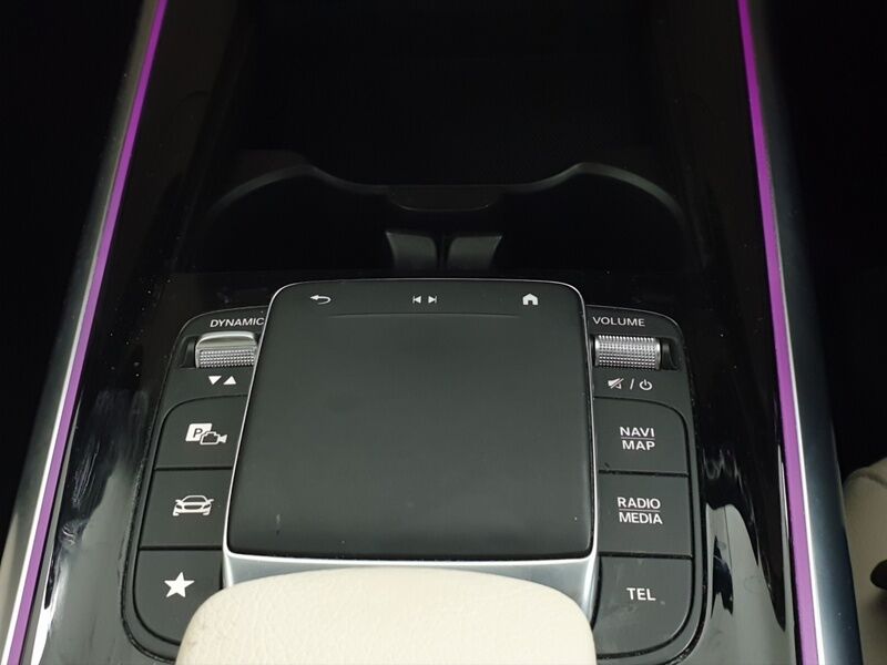 More views of Mercedes-Benz GLA