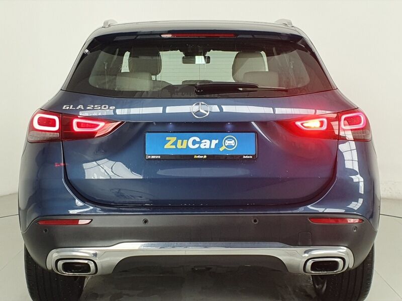 More views of Mercedes-Benz GLA