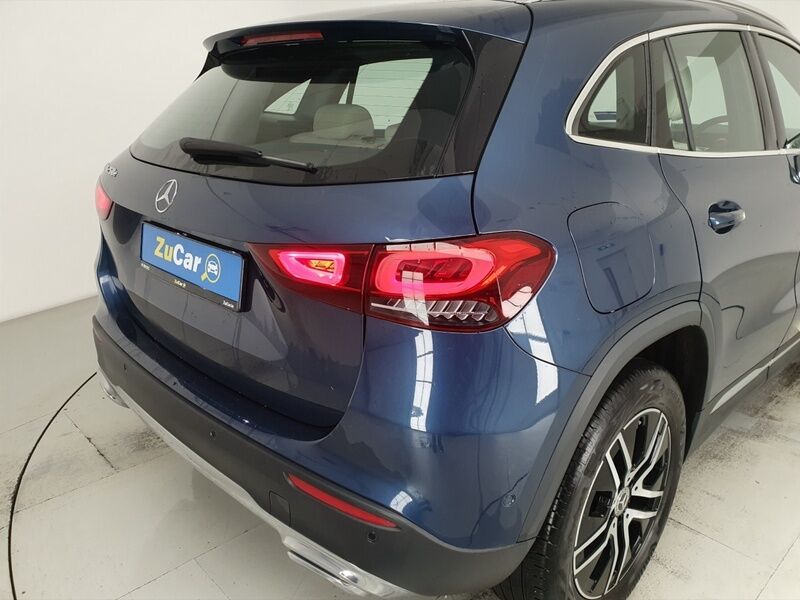 More views of Mercedes-Benz GLA