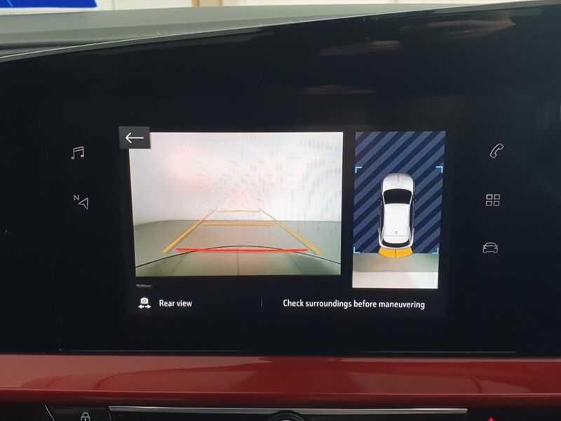 More views of Opel Mokka