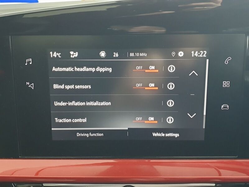 More views of Opel Mokka