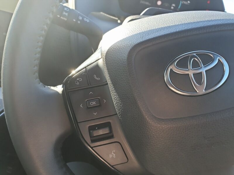 More views of Toyota bZ4X