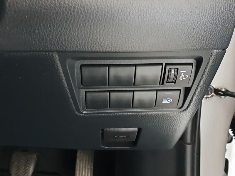 More views of Toyota Yaris