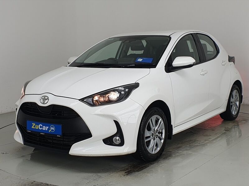 More views of Toyota Yaris