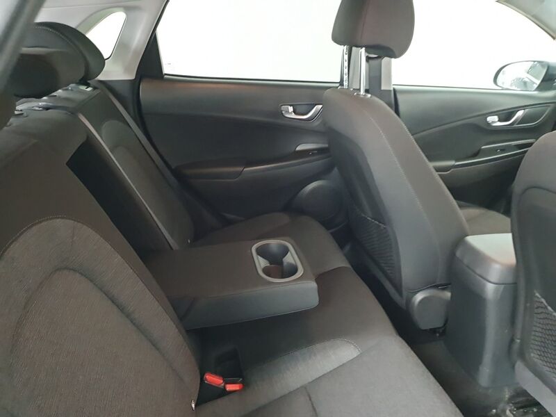 More views of Hyundai KONA