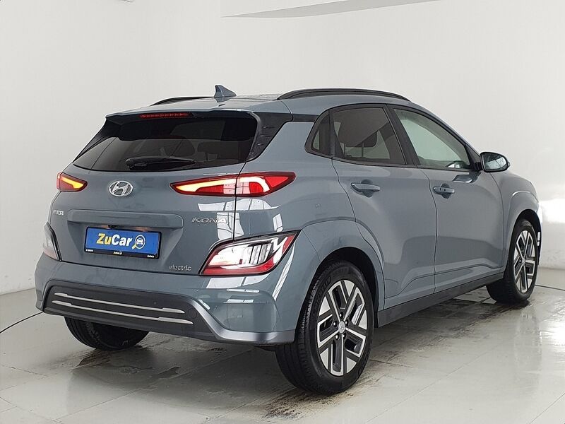 More views of Hyundai KONA