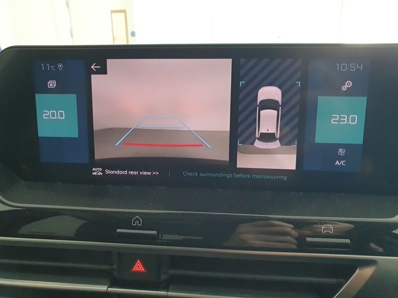 More views of Citroen e-C4