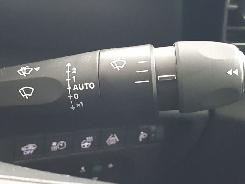 More views of Citroen e-C4