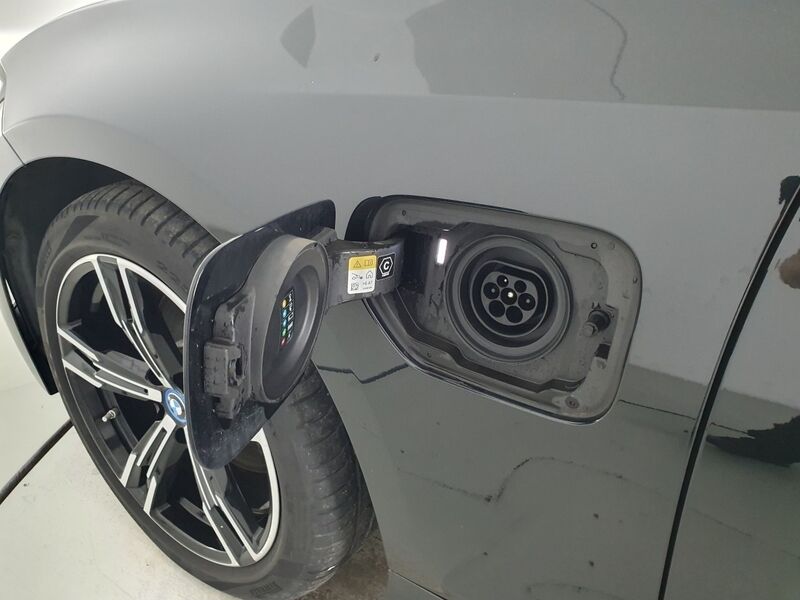 More views of BMW 3-Series