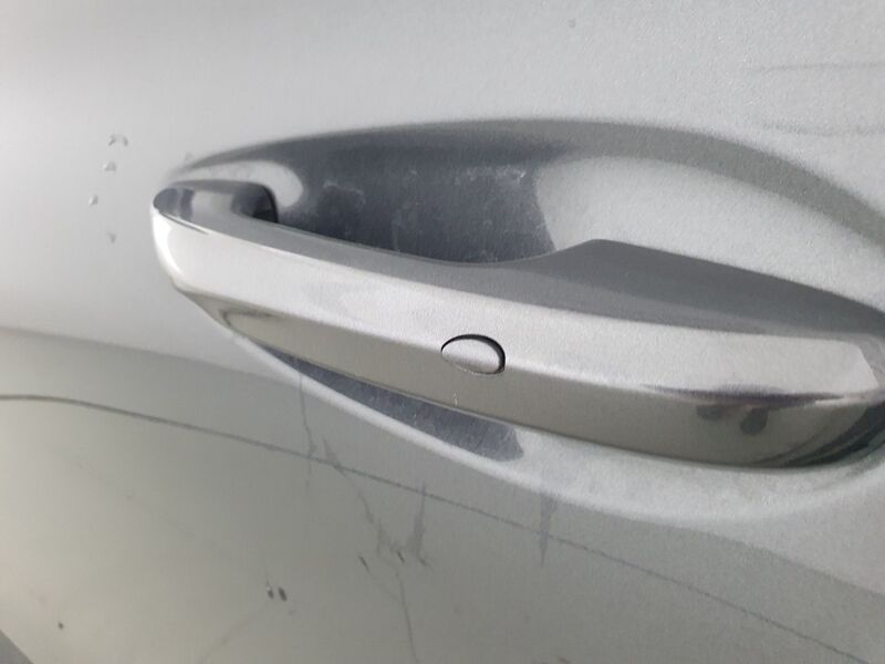 More views of MG MG4