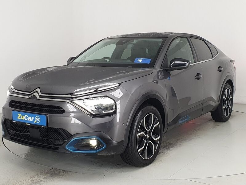 More views of Citroen e-C4 X