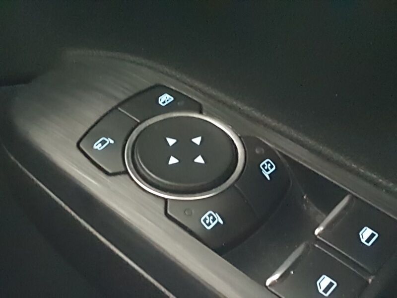 More views of Ford Kuga