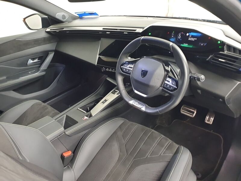 More views of Peugeot 308