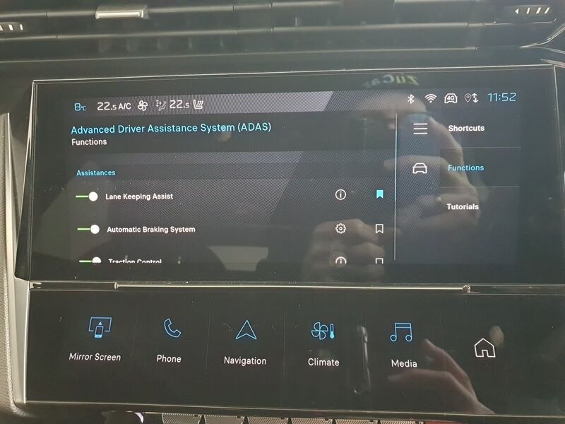 More views of Peugeot 308